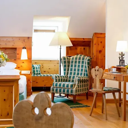 Der Knappenhof - & Restaurant Hotel 4*