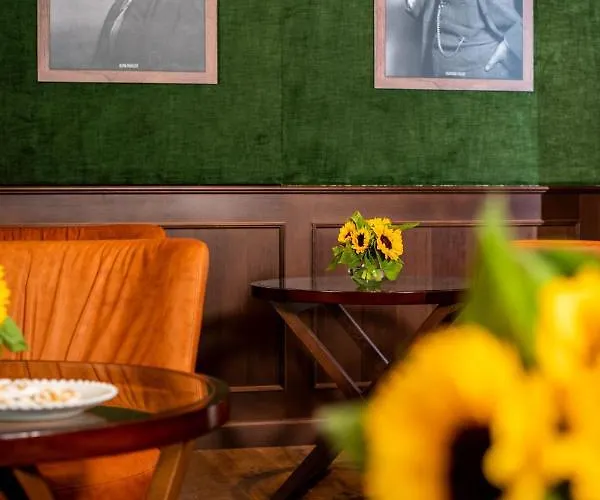 Der Knappenhof - & Restaurant 라이헤나우