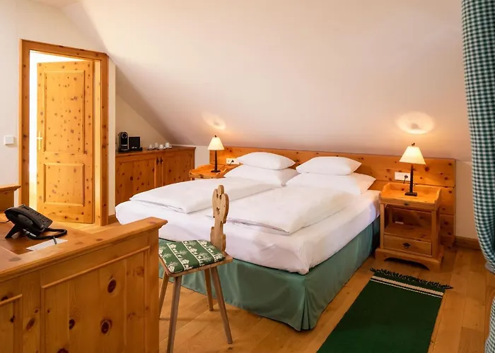 Hotel Der Knappenhof - & Restaurant Reichenau an der Rax