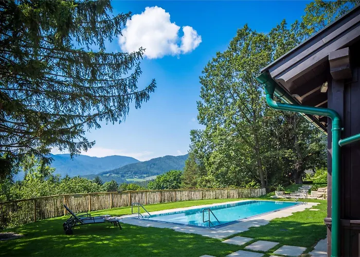 호텔 Der Knappenhof - & Restaurant 라이헤나우